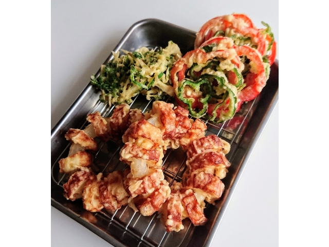 茅の輪かき揚げ、緑と赤のかき揚げ、新しょうがと大葉のかき揚げ